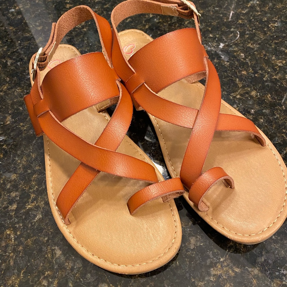 Dillards brand brown sandals